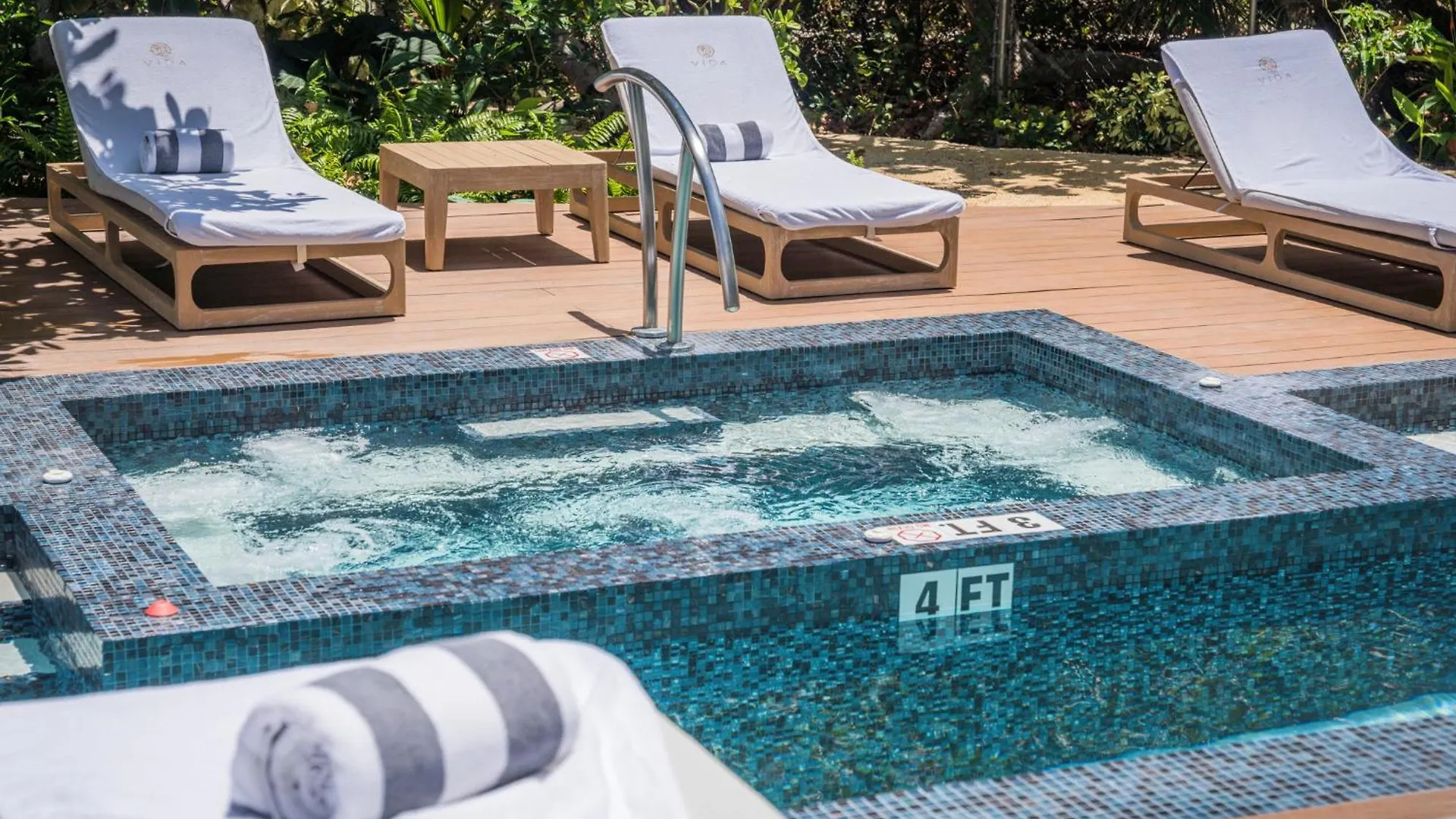 Vida Cayman Luxury Boutique Eco Hotel West Bay